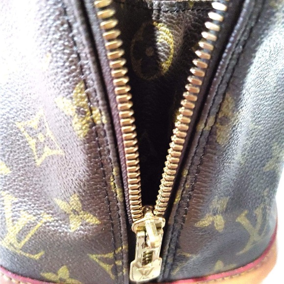 Louis Vuitton Alma Monogram PM - Picture 8 of 15